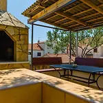 Apartments And Room Maestral Apartment Trogir